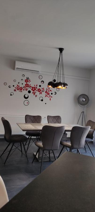 Ikon Apartman Hajduszoboszlo Exterior foto