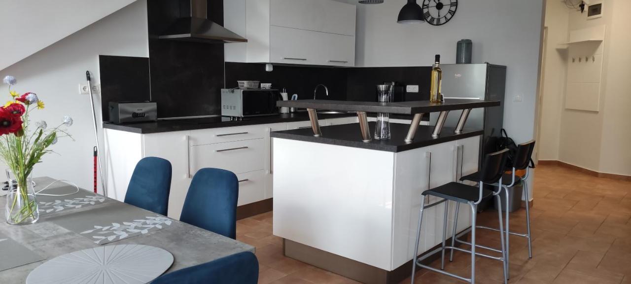 Ikon Apartman Hajduszoboszlo Exterior foto