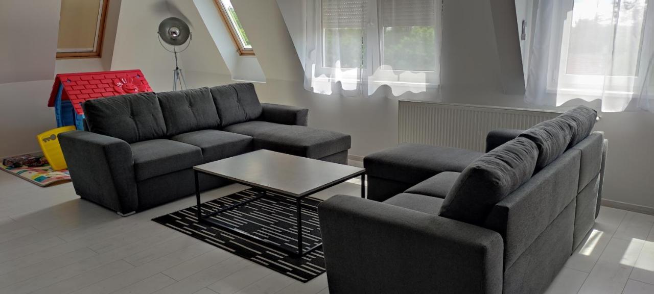 Ikon Apartman Hajduszoboszlo Exterior foto