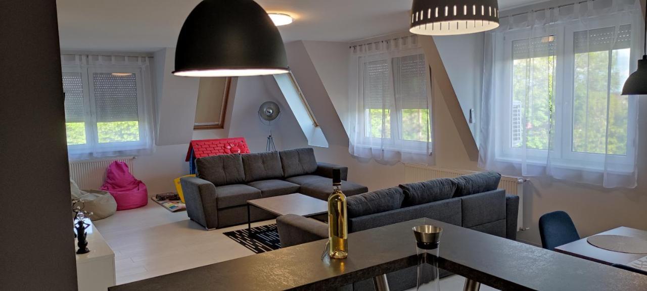Ikon Apartman Hajduszoboszlo Exterior foto