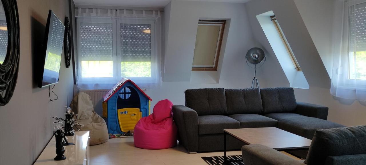 Ikon Apartman Hajduszoboszlo Exterior foto