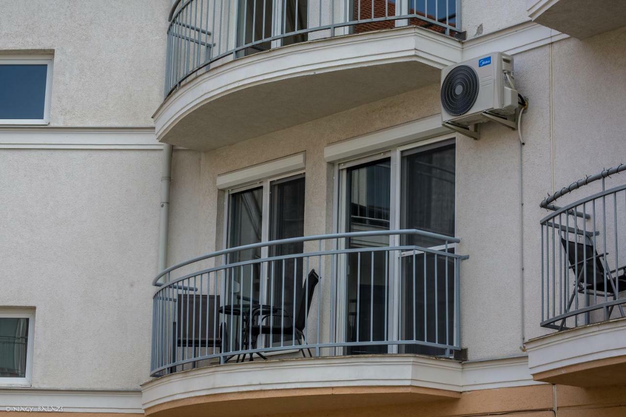 Ikon Apartman Hajduszoboszlo Exterior foto